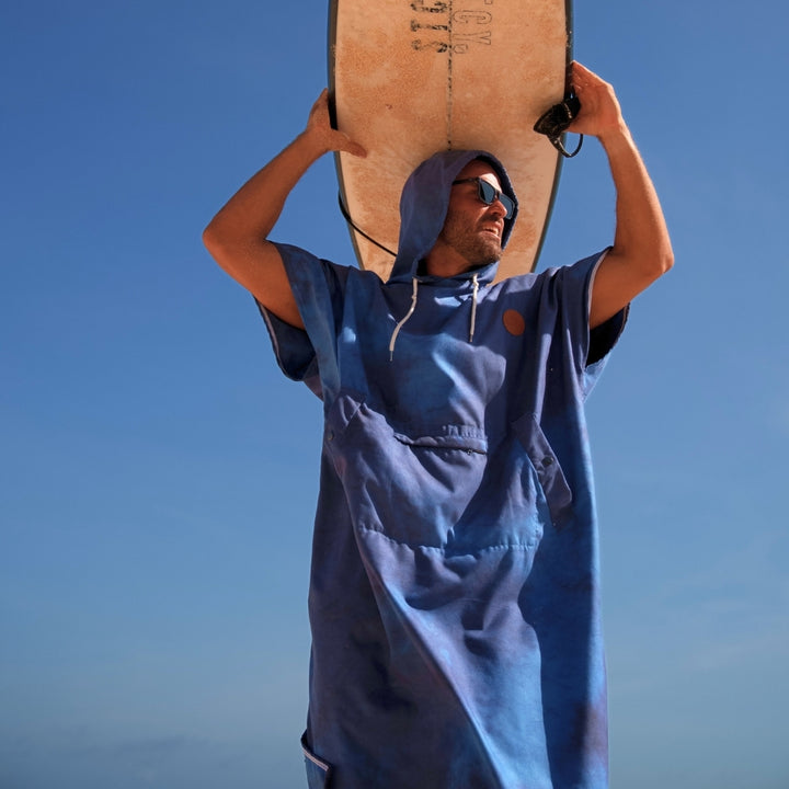 Indigo beach poncho changing surfer