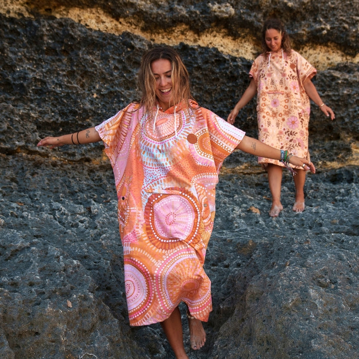 Adult poncho colourful beach