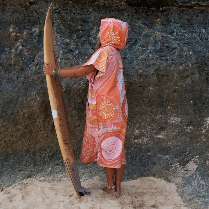 Surfer girl pink poncho change