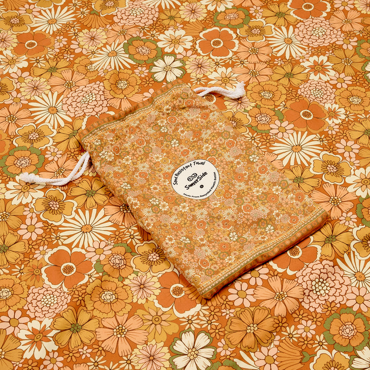 golden hour towel xl, with pouch