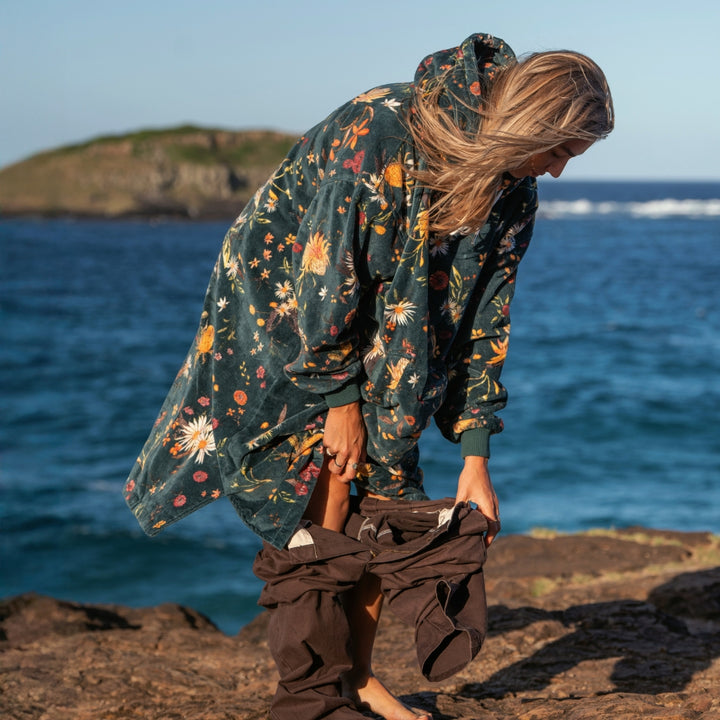 Native Botanical Changing Towel Poncho (Long Sleeve)