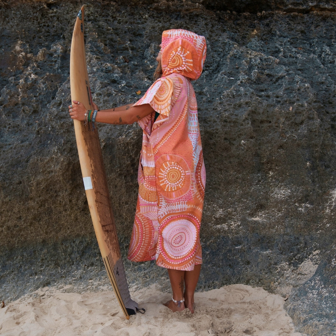 Surfer girl pink poncho change