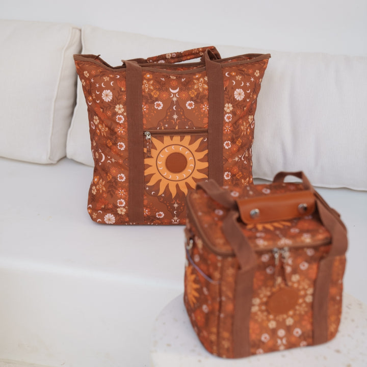 Brown beach set for cooling food